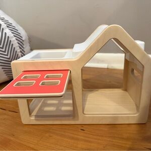 Lovevery Observer Play Kit Wooden Modular Playhouse Doll House W/ Slide and Keys